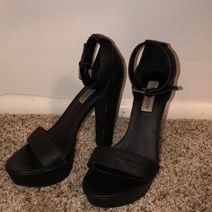 Steve Madden Platform Black Heels